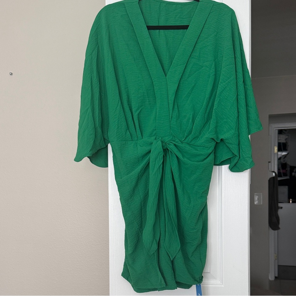 New! Cupshe Green Kimono-Style Dress